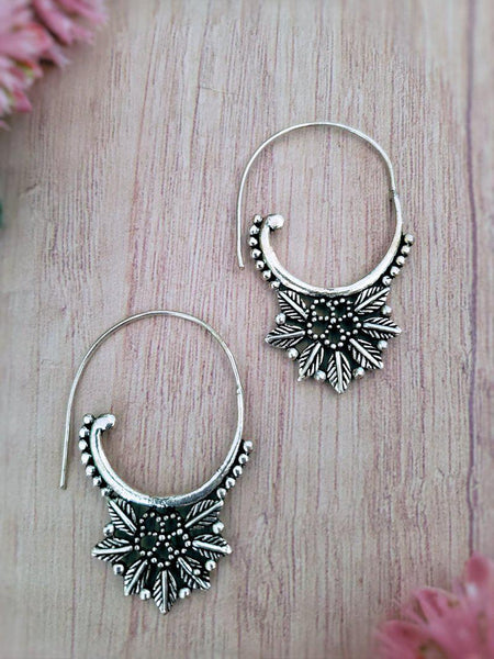 Oval Hoop Flower Earrings - Summer Indigo 